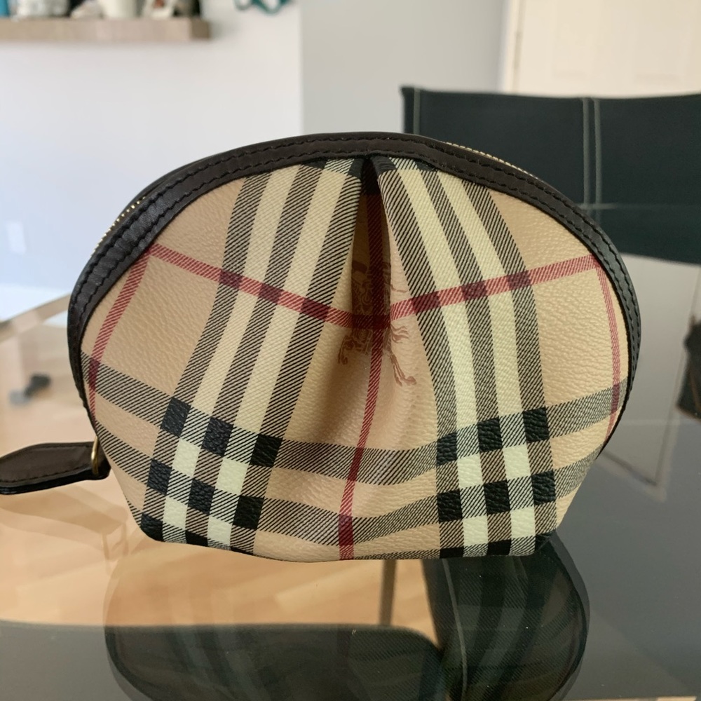 Burberry Haymarket Check Medium Cosmetic Bag - Picture 3 of 7